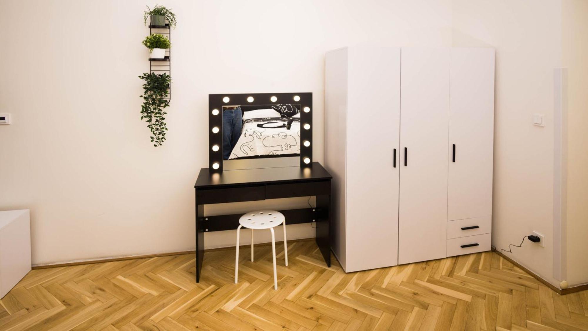 Black & White Apartment Prague By Wenceslas Square And Muzeum المظهر الخارجي الصورة